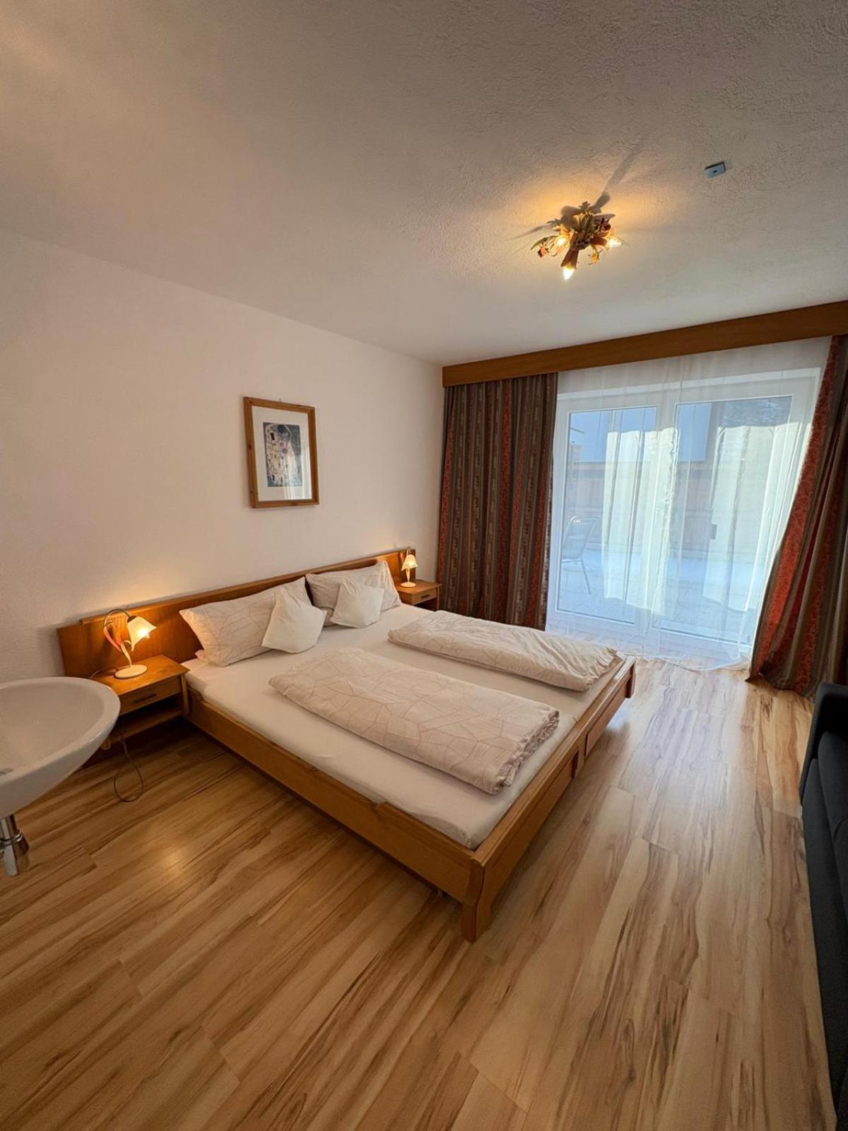Haus Evi Apartment Oetz Bagian luar foto